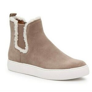 Lucky Brand Kichai Sneaker Boot size 8